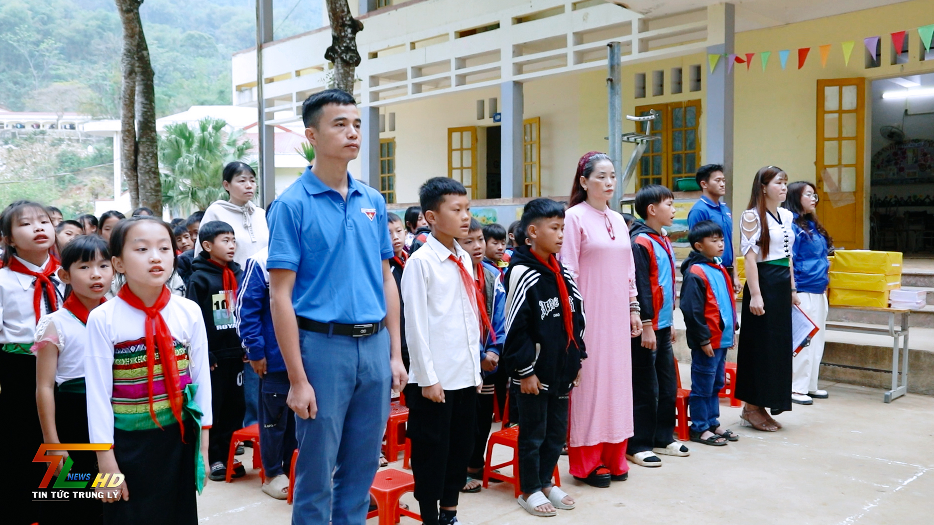 Anh-tin-bai